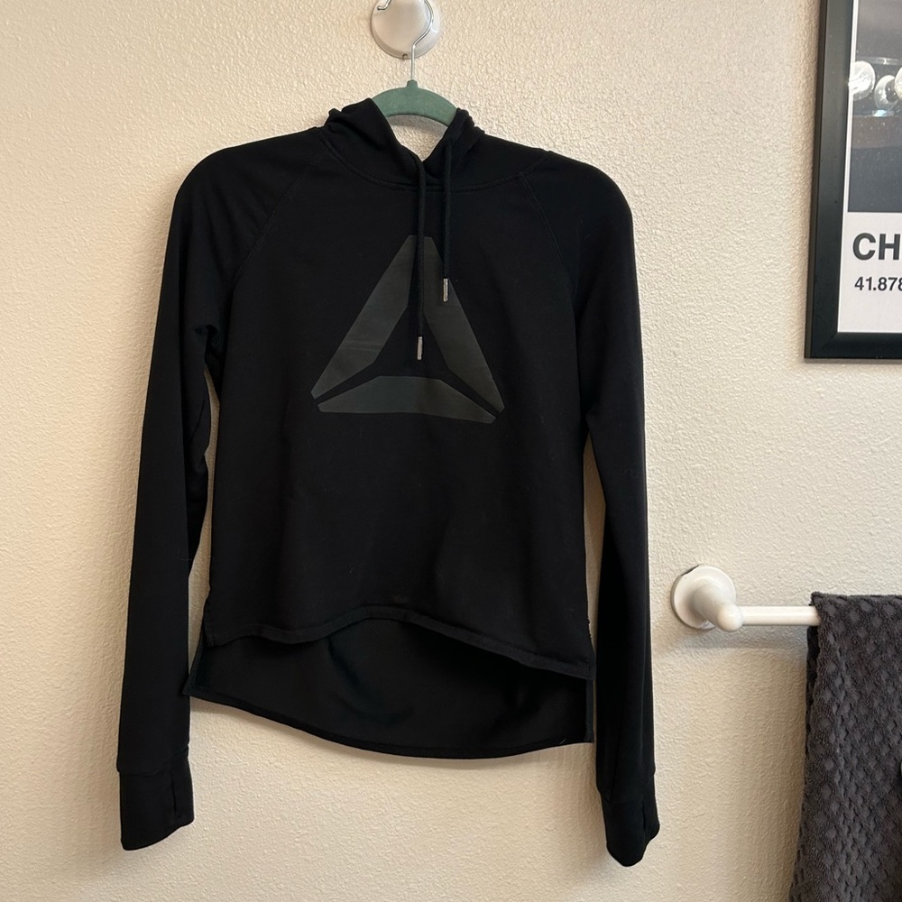 Cropped sweater